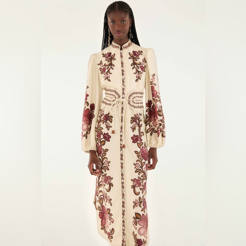 Farm Rio: Sand Renata Floral Long Sleeve
Midi Dress